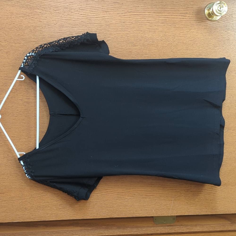Black Cotton Laced Shoulder Top